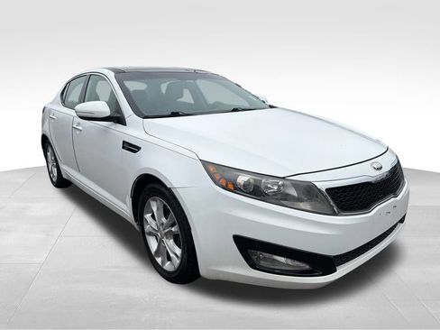 Used 2013 Kia Optima EX w/ Premium Pkg image 8