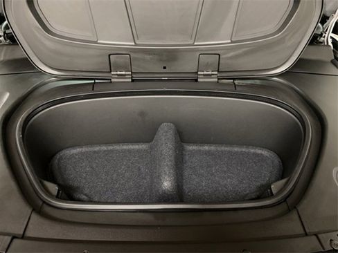 Used 2023 Volvo XC40 Recharge Ultimate w/ Protection Package Premier image 92