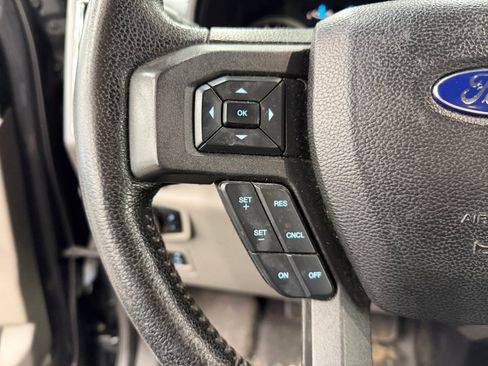 Used 2016 Ford F150 XLT w/ Equipment Group 302A Luxury image 15