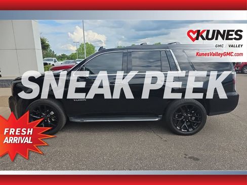 Used 2017 GMC Yukon SLT AWD/4WD image 7
