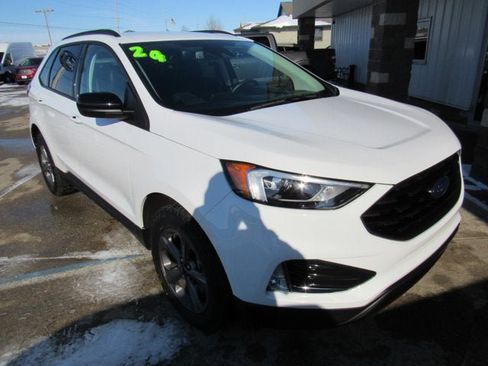 Used 2024 Ford Edge SEL w/ Sport Appearance Package AWD/4WD image 3