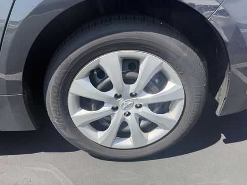 Used 2026 Toyota Corolla LE FWD image 8