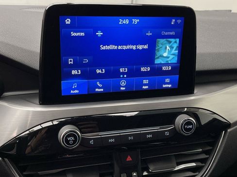 Used 2021 Ford Escape Titanium FWD image 18