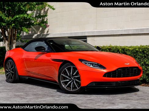 Used 2020 Aston Martin DB11 Volante RWD image 13