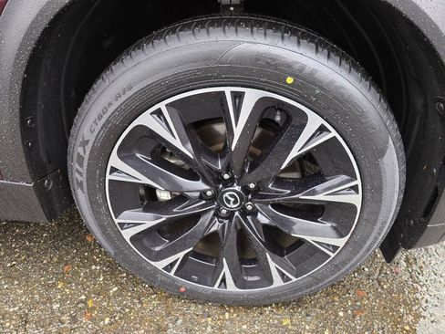 Certified 2024 MAZDA CX-90 Plug-In Hybrid w/ Premium Plus image 9