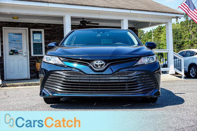Used 2020 Toyota Camry LE FWD image 8