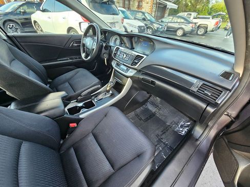 Used 2015 Honda Accord Sport image 18