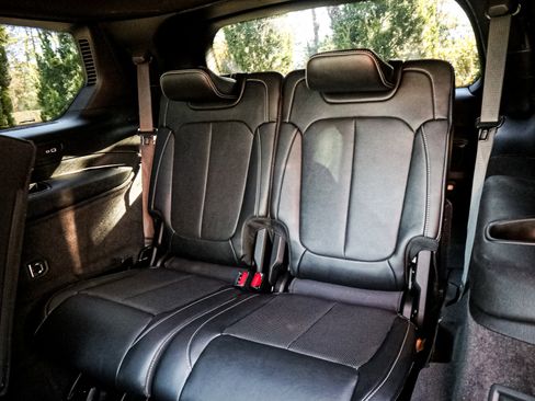 Used 2022 Jeep Grand Cherokee L Overland image 32