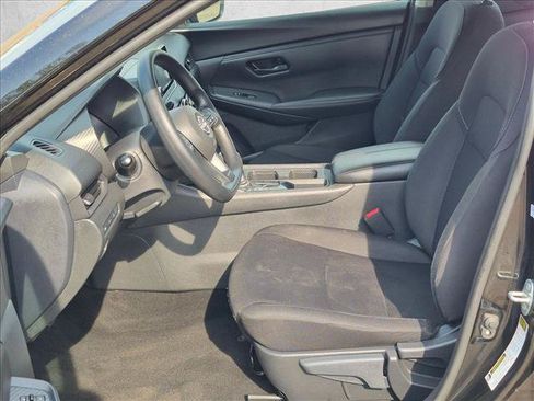 Used 2025 Nissan Sentra S FWD image 15