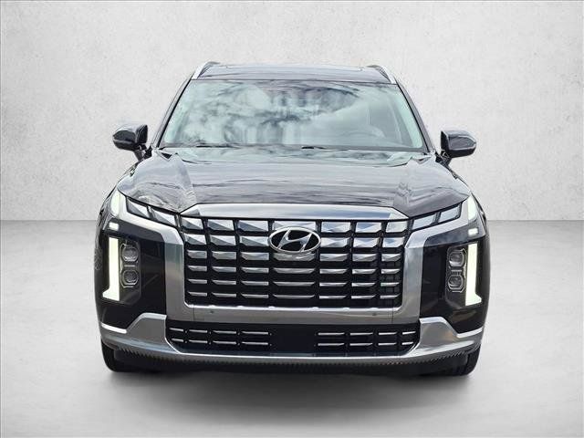 Used 2025 Hyundai Palisade Calligraphy AWD/4WD image 3