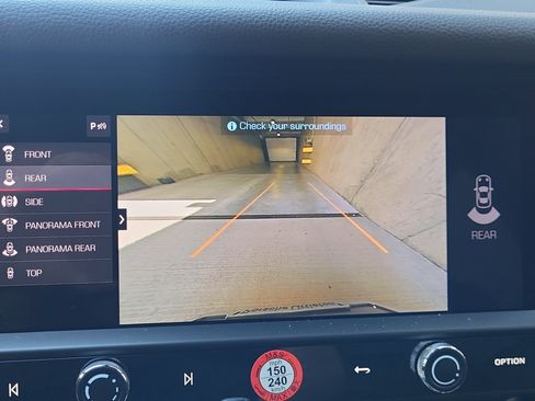 Certified 2026 Porsche Macan AWD/4WD image 35