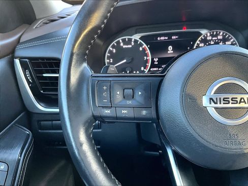 Used 2021 Nissan Rogue SL AWD/4WD image 23