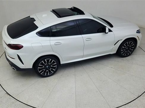 Used 2024 BMW X6 xDrive40i w/ Premium Package image 88