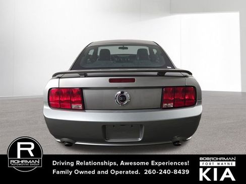 Used 2009 Ford Mustang GT image 7