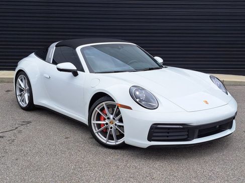 Used 2024 Porsche 911 Targa 4S image 9