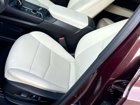 Used 2022 Cadillac XT5 Sportv w/ Technology Package AWD/4WD image 19