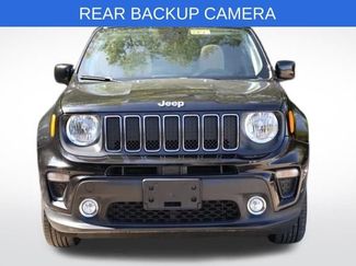 Used 2019 Jeep Renegade Latitude w/ Cold Weather Group video 2