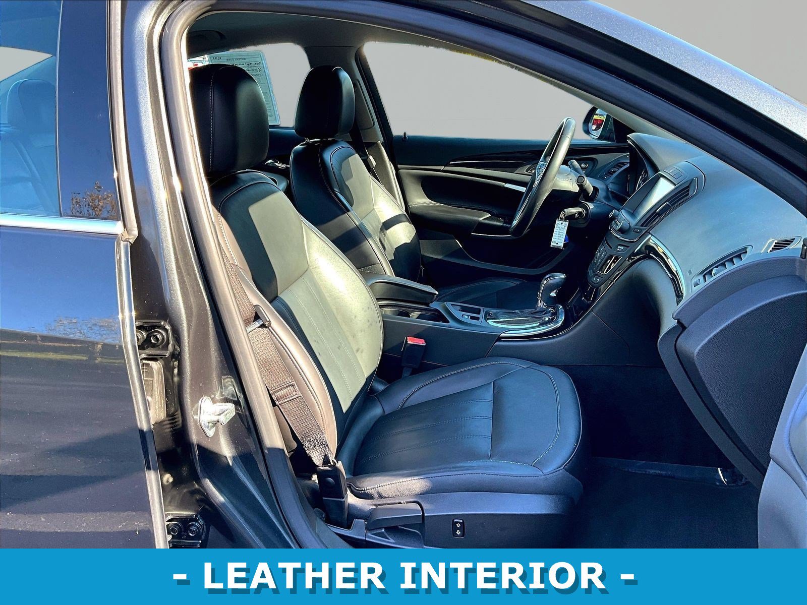 Used 2017 Buick Regal Sport Touring FWD image 29