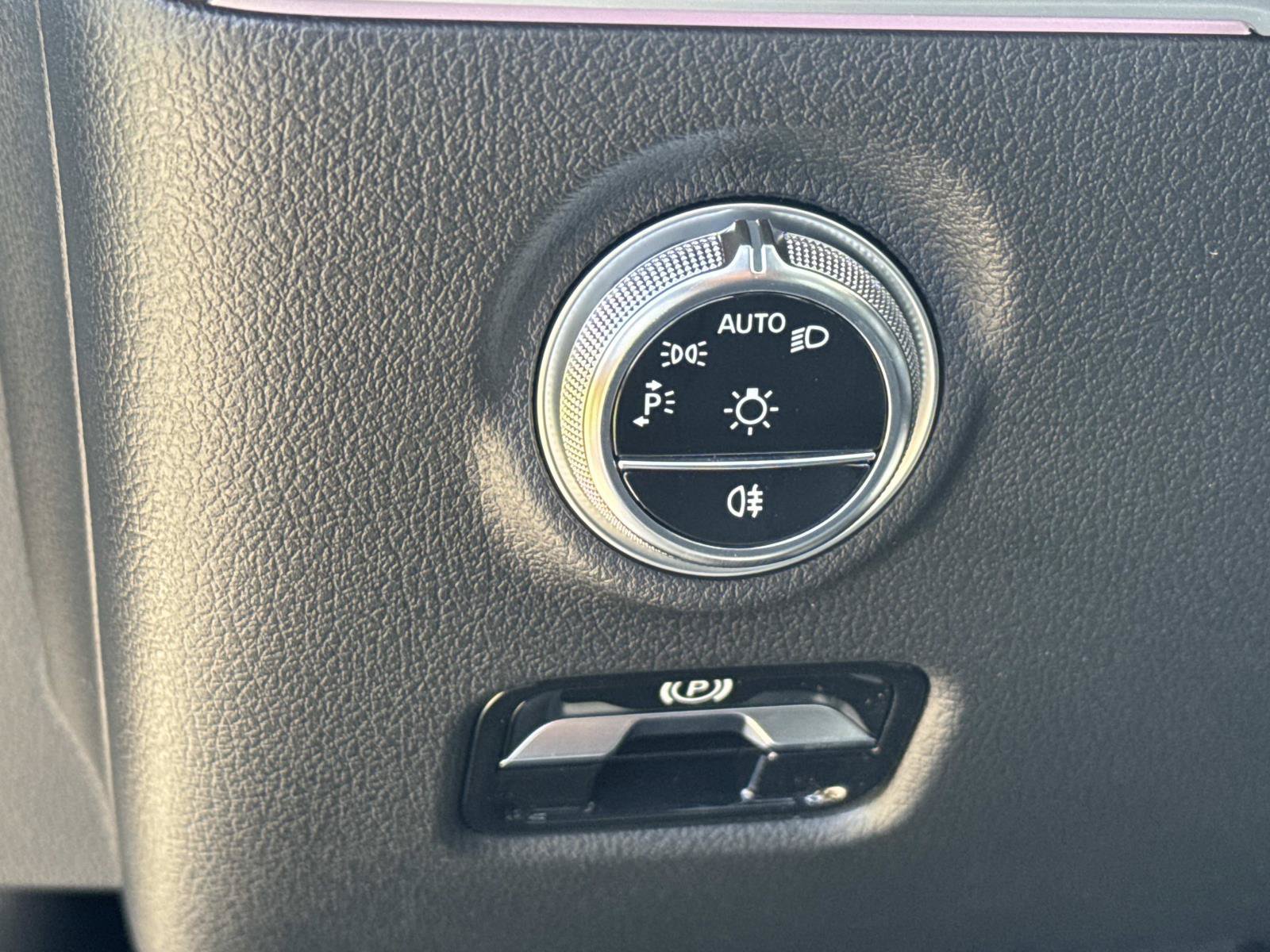 New 2026 Mercedes-Benz CLE 450 4MATIC Coupe image 13
