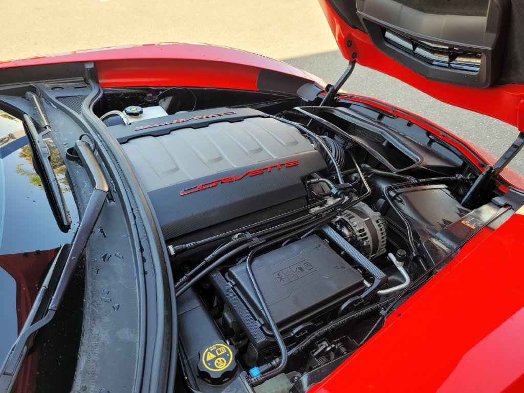 Used 2018 Chevrolet Corvette Grand Sport RWD image 39