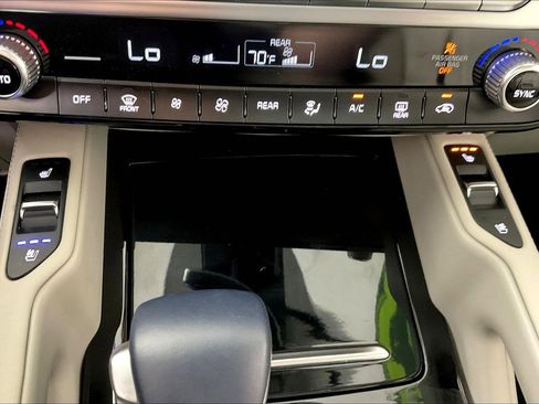 Used 2023 Kia Telluride SX AWD/4WD image 39