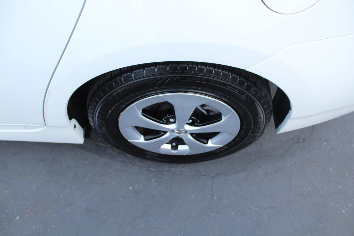 Used 2014 Toyota Prius Four FWD image 13