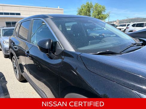 Certified 2025 Nissan Rogue SV AWD/4WD image 5