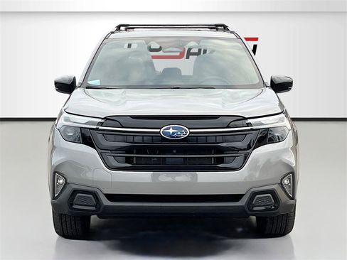 Used 2025 Subaru Forester Touring w/ Touring Package image 2