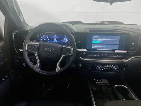 Used 2023 Chevrolet Silverado 1500 LT Trail Boss w/ LT Trail Boss Premium Package AWD/4WD image 20