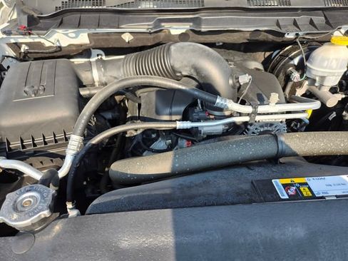 Used 2018 RAM 1500 Tradesman AWD/4WD image 27