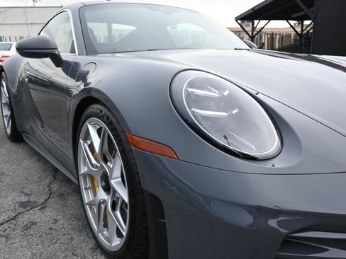 Used 2026 Porsche 911 GT3 image 8