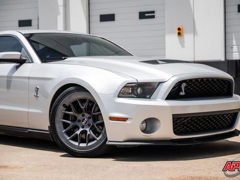 Used 2011 Ford Mustang Shelby GT500 w/ SVT Performance Pkg RWD image 38