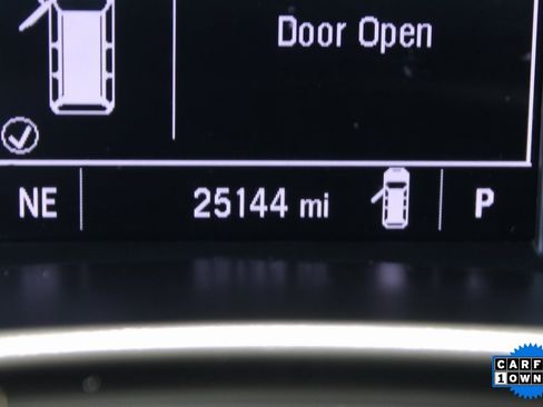 Used 2022 Chevrolet Equinox LS image 19