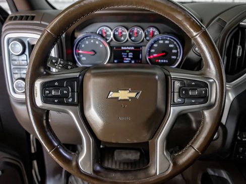 Used 2020 Chevrolet Silverado 2500 LTZ AWD/4WD image 16