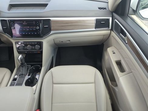 Used 2021 Volkswagen Atlas SEL FWD image 15