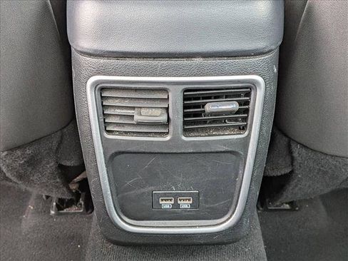 Used 2022 Dodge Charger SXT image 18