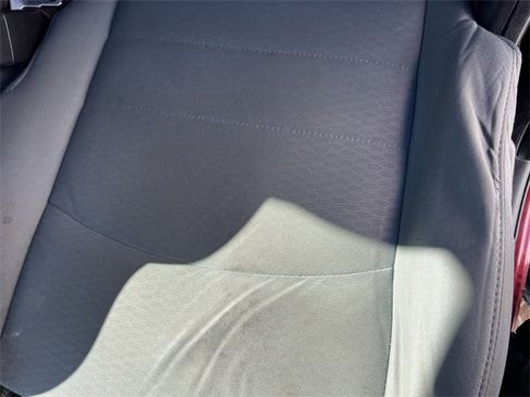 Used 2017 RAM 1500 Express image 12