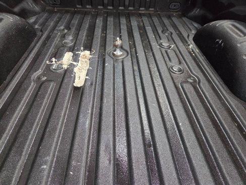 Used 2017 Ford F250 Lariat w/ Lariat Value Package image 31