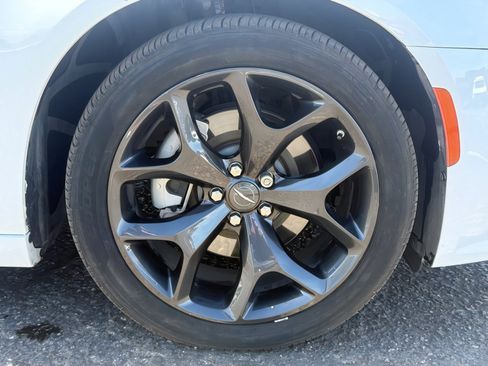 Used 2022 Chrysler 300 S w/ Safetytec Plus Group image 9