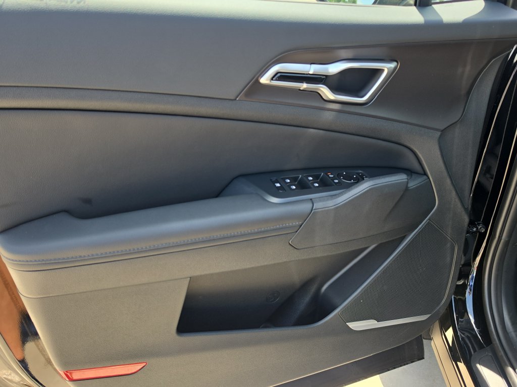 New 2027 Kia Sportage EX FWD image 18