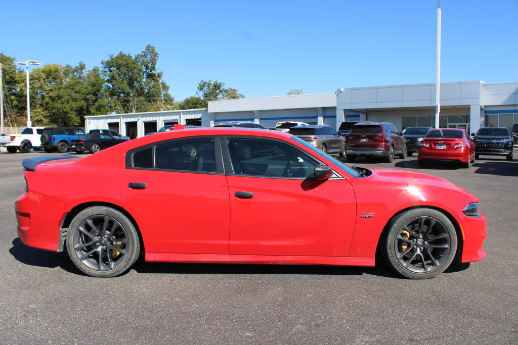 Used 2020 Dodge Charger Scat Pack w/ Navigation & Travel Group RWD image 11