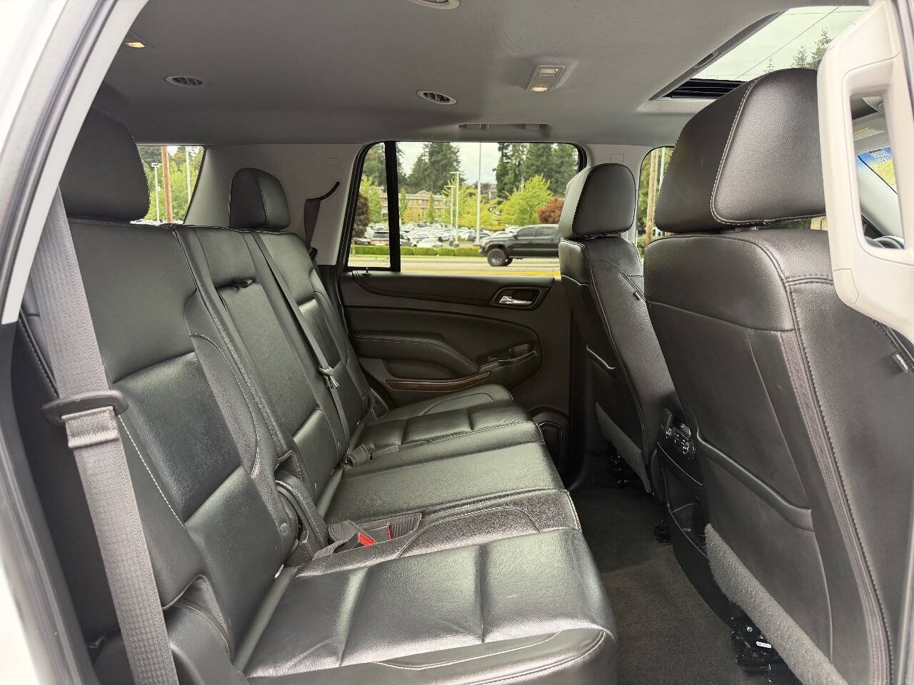Used 2018 Chevrolet Tahoe LT w/ Luxury Package AWD/4WD image 24