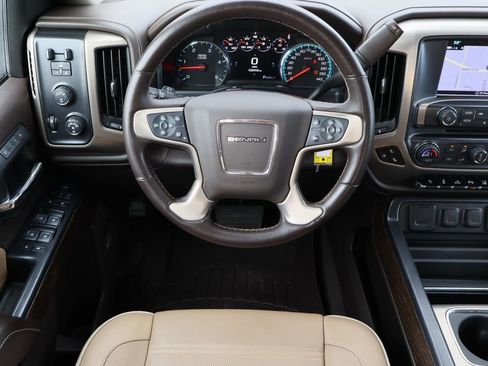 Used 2019 GMC Sierra 2500 Denali w/ Duramax Plus Package image 23