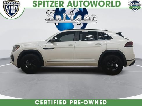 Used 2025 Volkswagen Atlas Cross Sport SEL R-Line AWD/4WD image 6