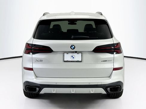 New 2026 BMW X5 xDrive40i w/ M Sport Package AWD/4WD image 6