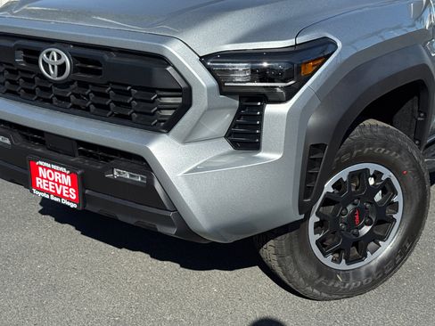 New 2026 Toyota Tacoma TRD Off-Road image 3