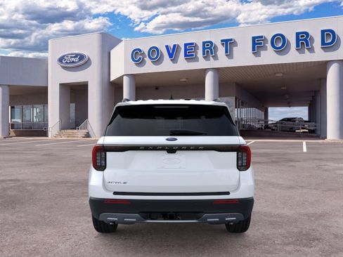 New 2026 Ford Explorer Active w/ Active Comfort Package RWD image 5