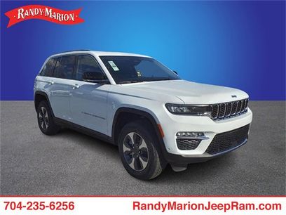 New 2022 Jeep Grand Cherokee Limited 4xe w/ Luxury Tech Group II