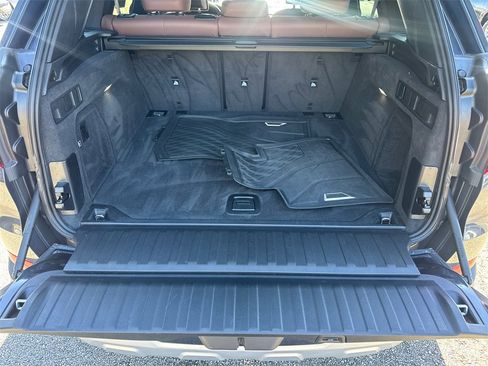 Used 2020 BMW X5 xDrive40i w/ Premium Package image 18