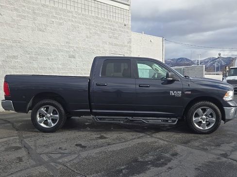 Used 2019 RAM 1500 Big Horn image 4